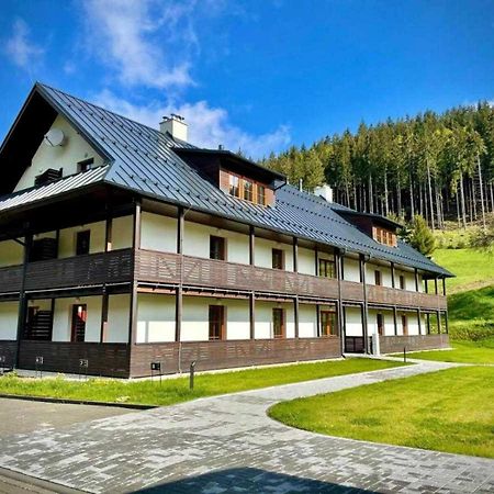 Apartmany Neta Velke Karlovice, Polansky Dvur Ngoại thất bức ảnh